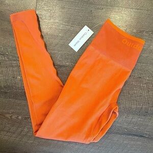 Outdoor Voices Women’s SeamlessRib 7/8 Legging Size S Russet/Sunstone NWT